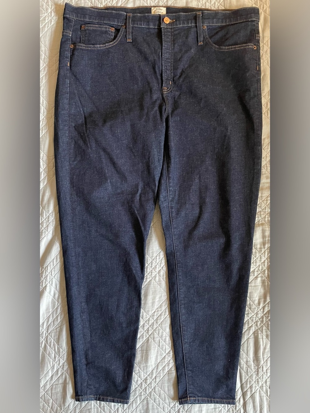 J. CREW 9" mid-rise toothpick jean in Classic Rinse wash Size 36 H1879